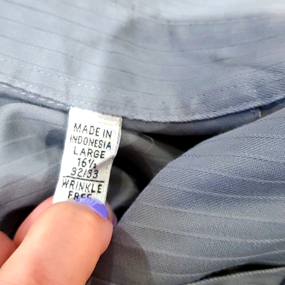 Geoffrey Beene Dress Shirt - Picture 2 of 2